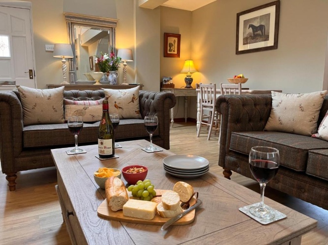 2 Bedrooms Cottage