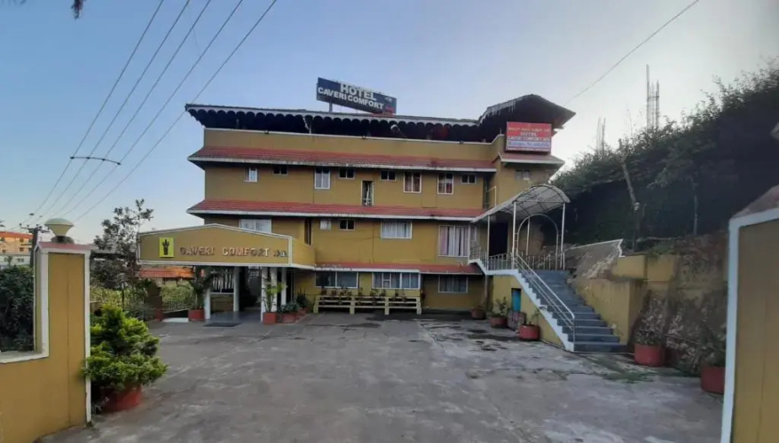 Hotel Caveri Comfort Inn