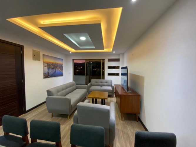 3 Bedrooms Apartment