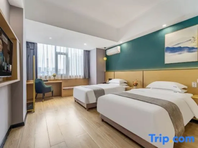 2 Bedrooms Double Suite