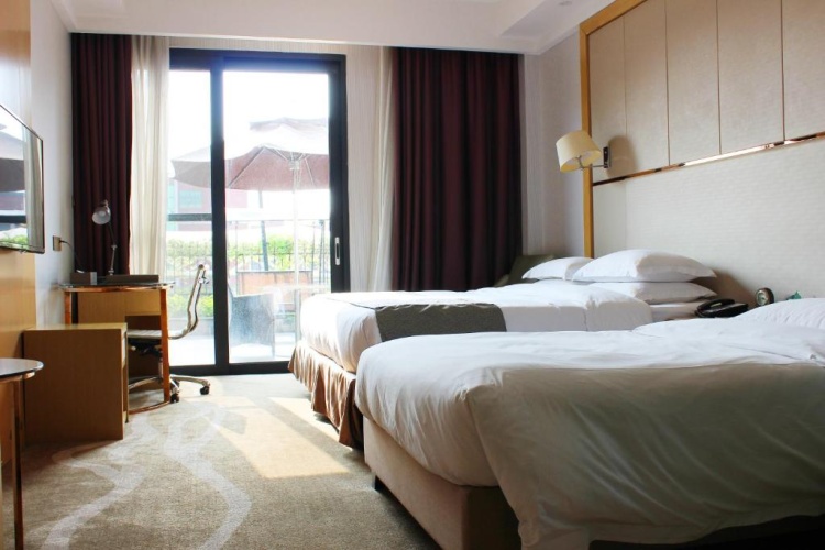 Standard room with balcony