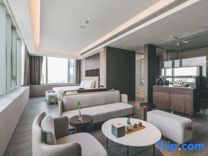 Luxury Double Suite