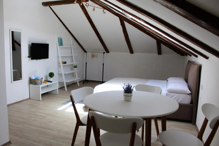 Apartmani Moon