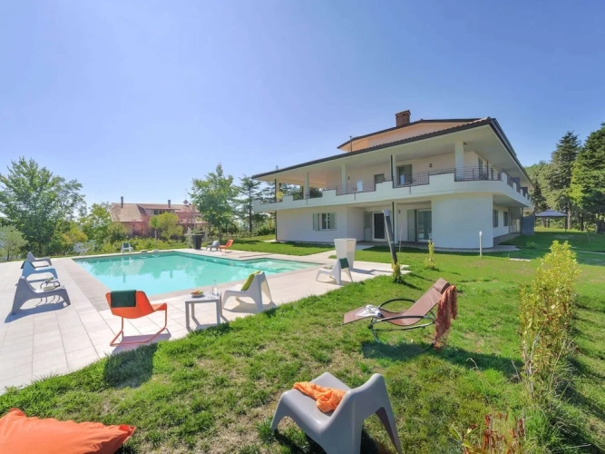 Villa