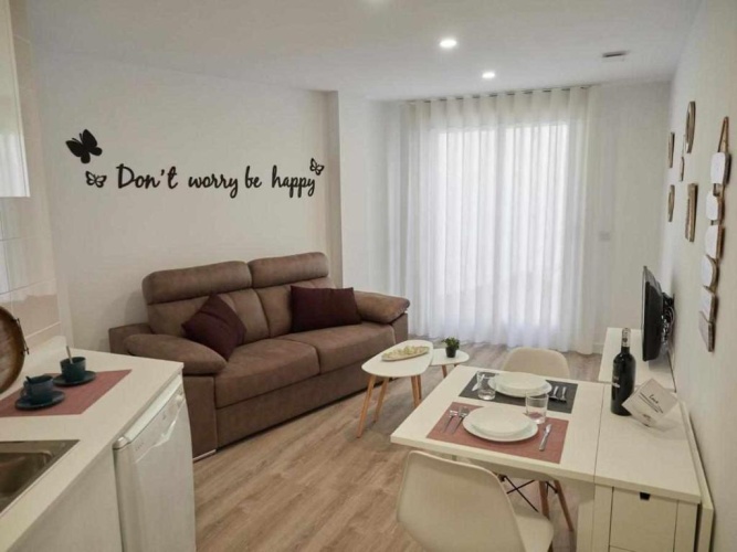 2 Bedrooms Apartment