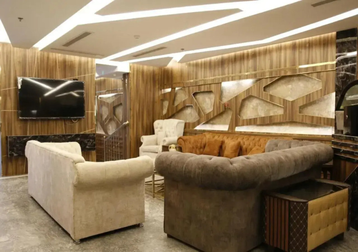 Golden Daan Hotel