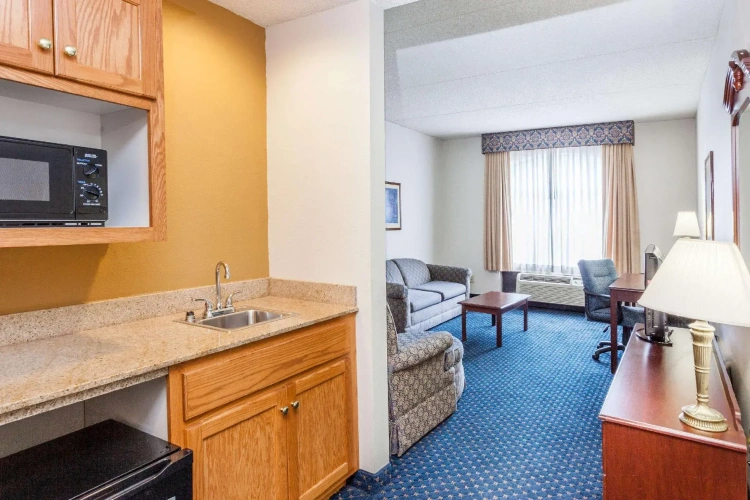 1 Bedroom Double Suite