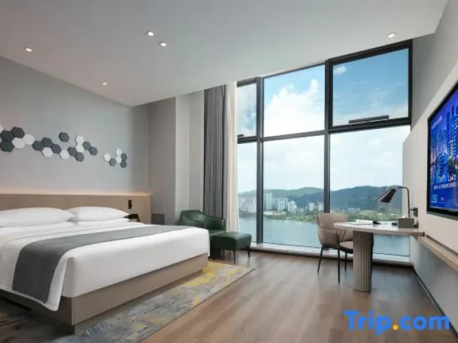 Deluxe Double room with lake view