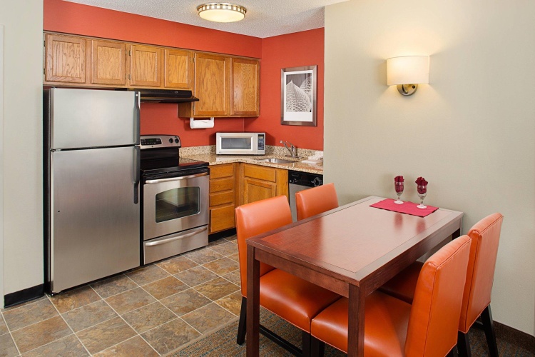 2 Bedrooms Suite
