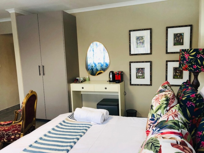 Deluxe Twin room with garden view