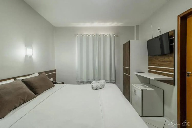 Schalom Hotel