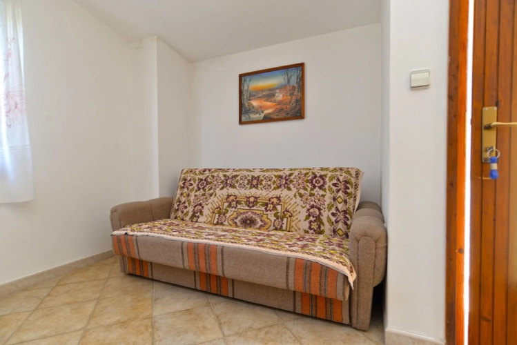 Apartment 1633
