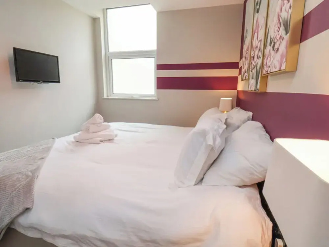 Apt 4 @ Hunter's Quay