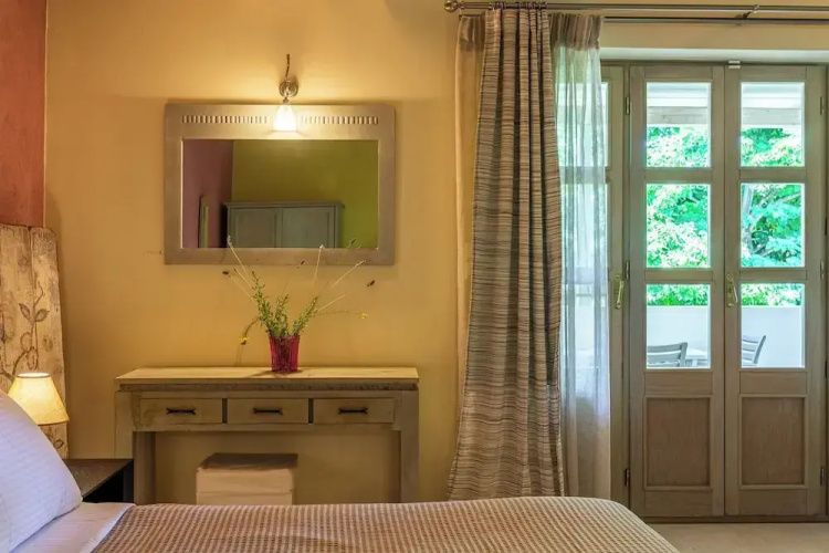 Tria Luxury Residences