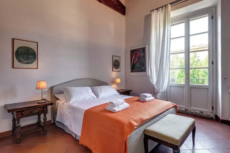 Farinata Apartment by Mamo Florence