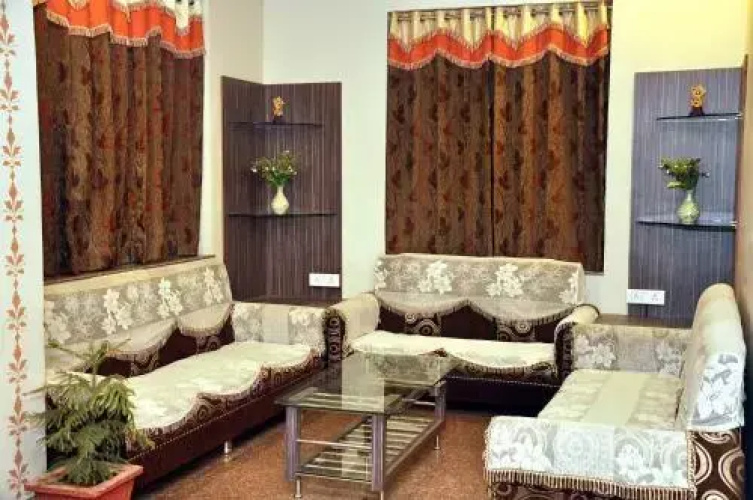 Hotel Marudhar Palace