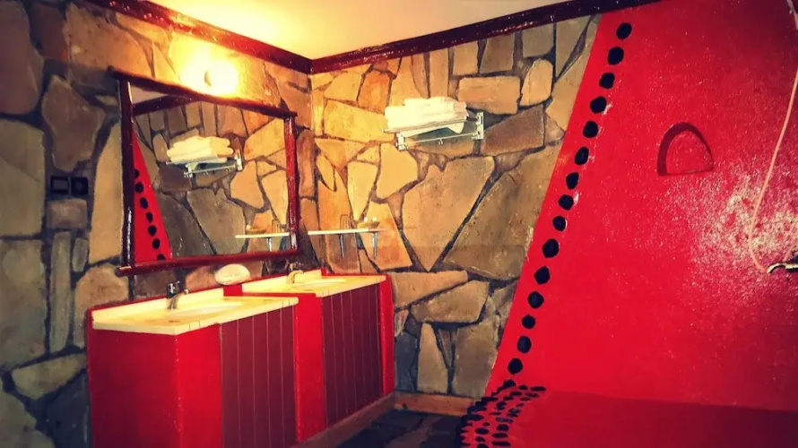 Le Bambou Gorilla Lodge