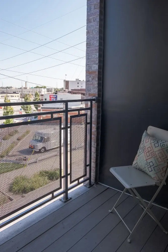 Mass Ave Arts District 1 BR Apt by Frontdesk