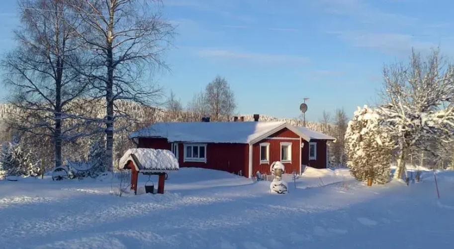 Ivars Bo På Landet