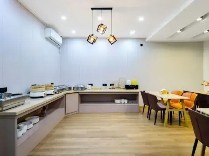 TaiZhou MoMo THEME hotel