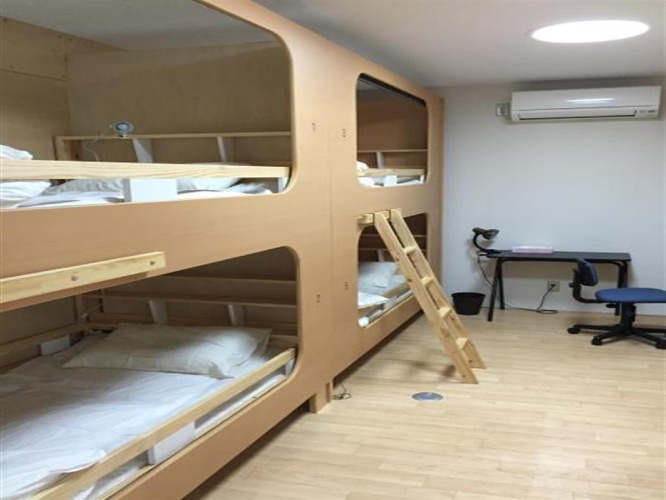 Bed in Dorm (female dorm)
