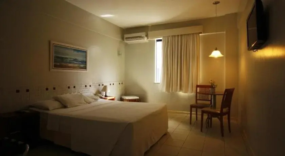 Tarik Fontes Plaza HotelOver view