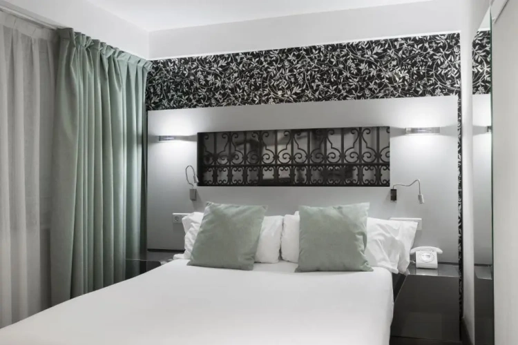 Small Double room
