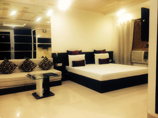 Hotel Morya Regency