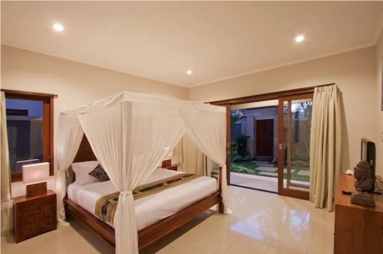 Madhya Villa