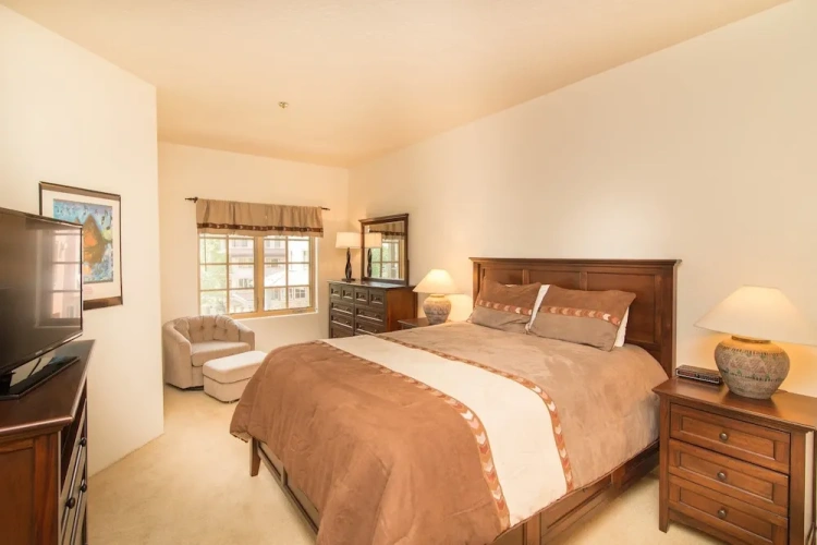 3 Bedrooms Cottage