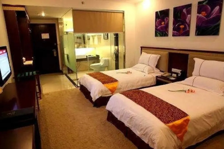 Junhong Hotel