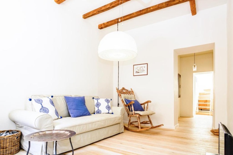 1 Bedroom Cottage with balcony