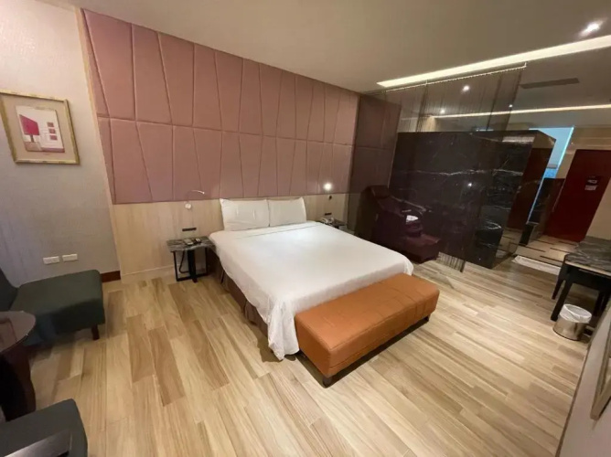 G.SHOCK Motel(震點樂汽車商務旅館)
