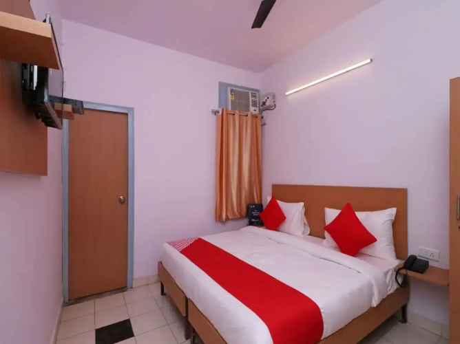 OYO Flagship 14530 Sector 14 Harsh Villa