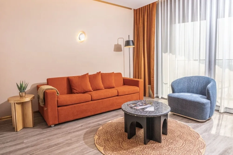 Deluxe Twin Suite