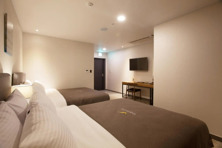 GNB Hotel