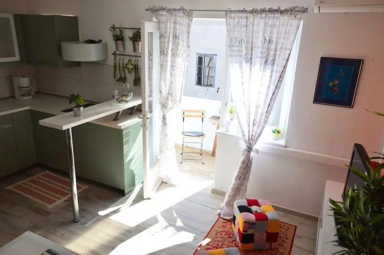 Dharma Apartment