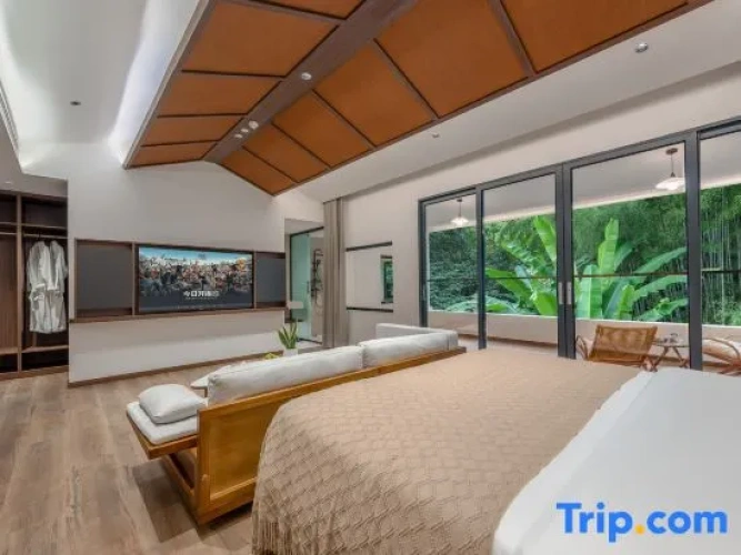 Superior Double room with balcony