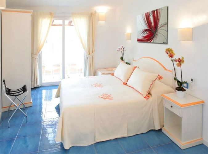 Janas Hotel