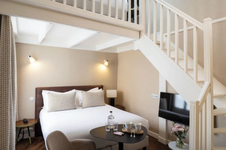 Standard Duplex room