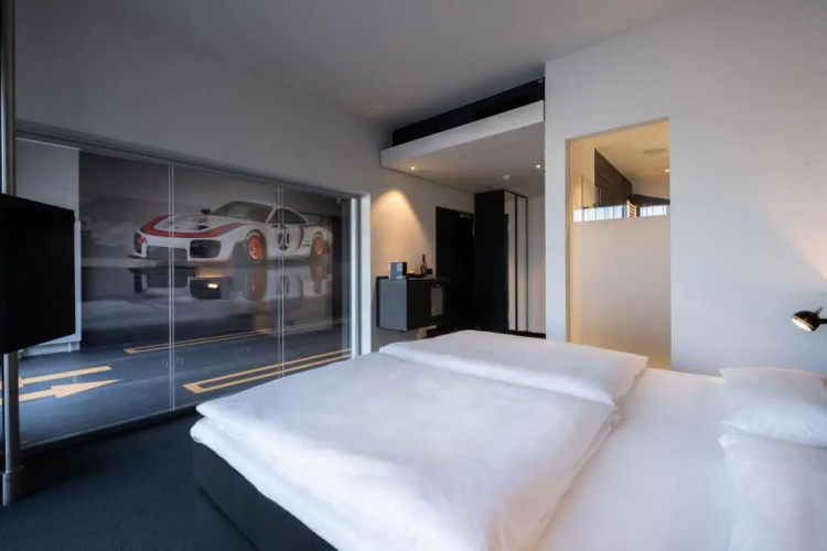 V8 Hotel Koln at MOTORWORLD