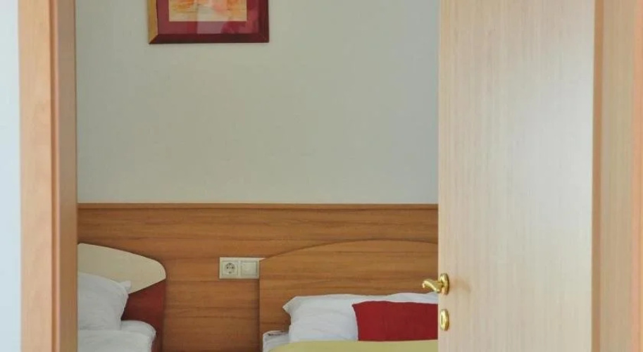 Nefelejcs Hotel