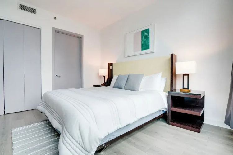 Brickell Ave Suites-Miami