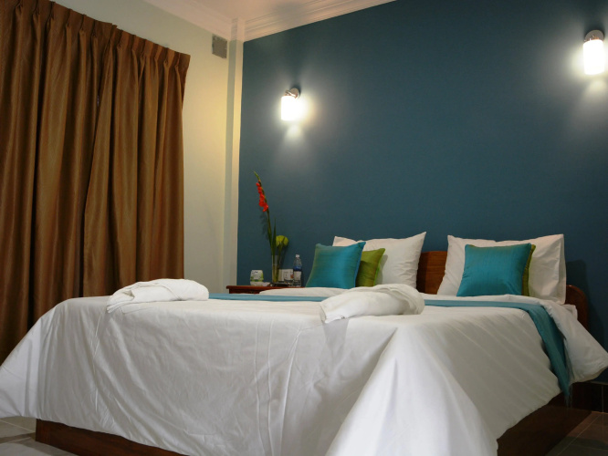 Neakru Guesthouse and Restaurant