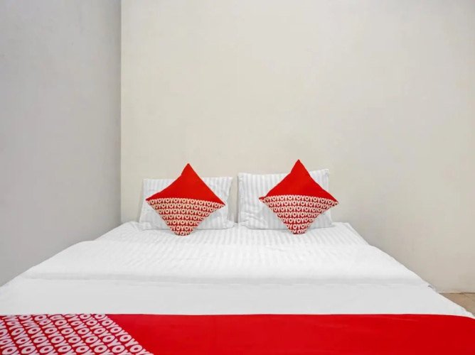 OYO 90743 Kartini Populer