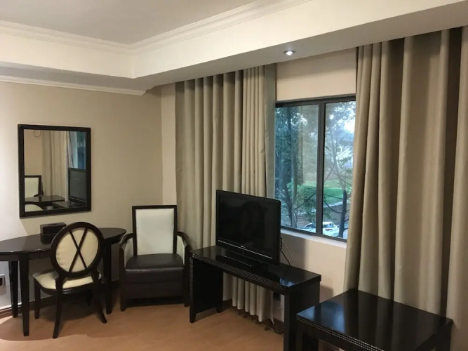 Al Hamra Hotel
