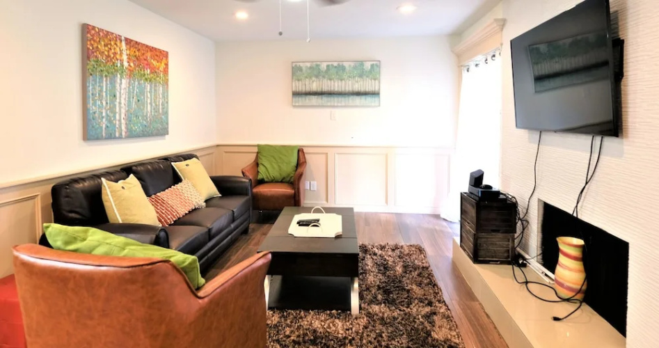 3Bdrm 2Bath 3Beds - 2 Story Condo