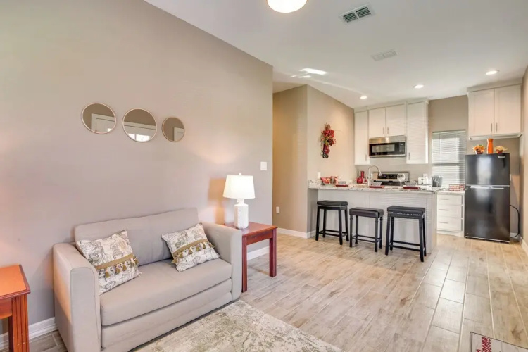 Pet-friendly Brownsville Apartment w/ Yard!