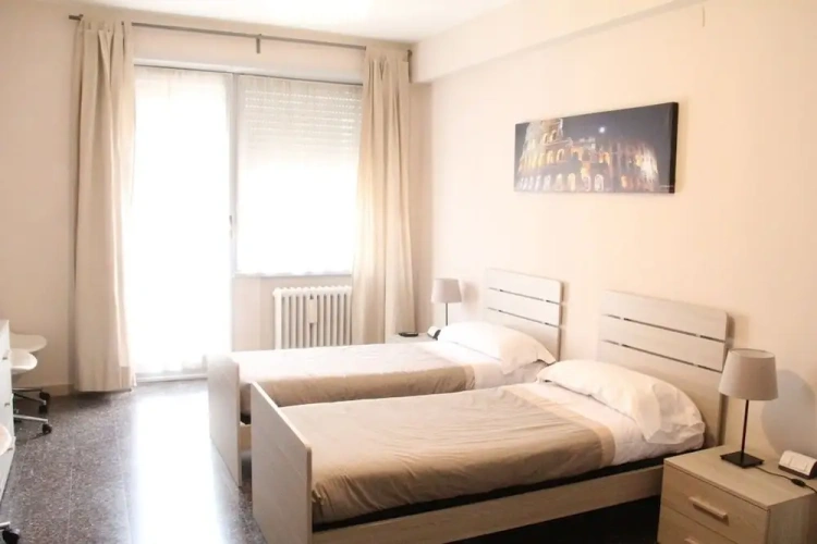 2 Bedrooms Apartment