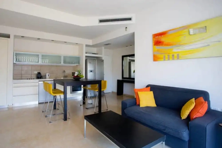 1 Bedroom Apartment with balcony